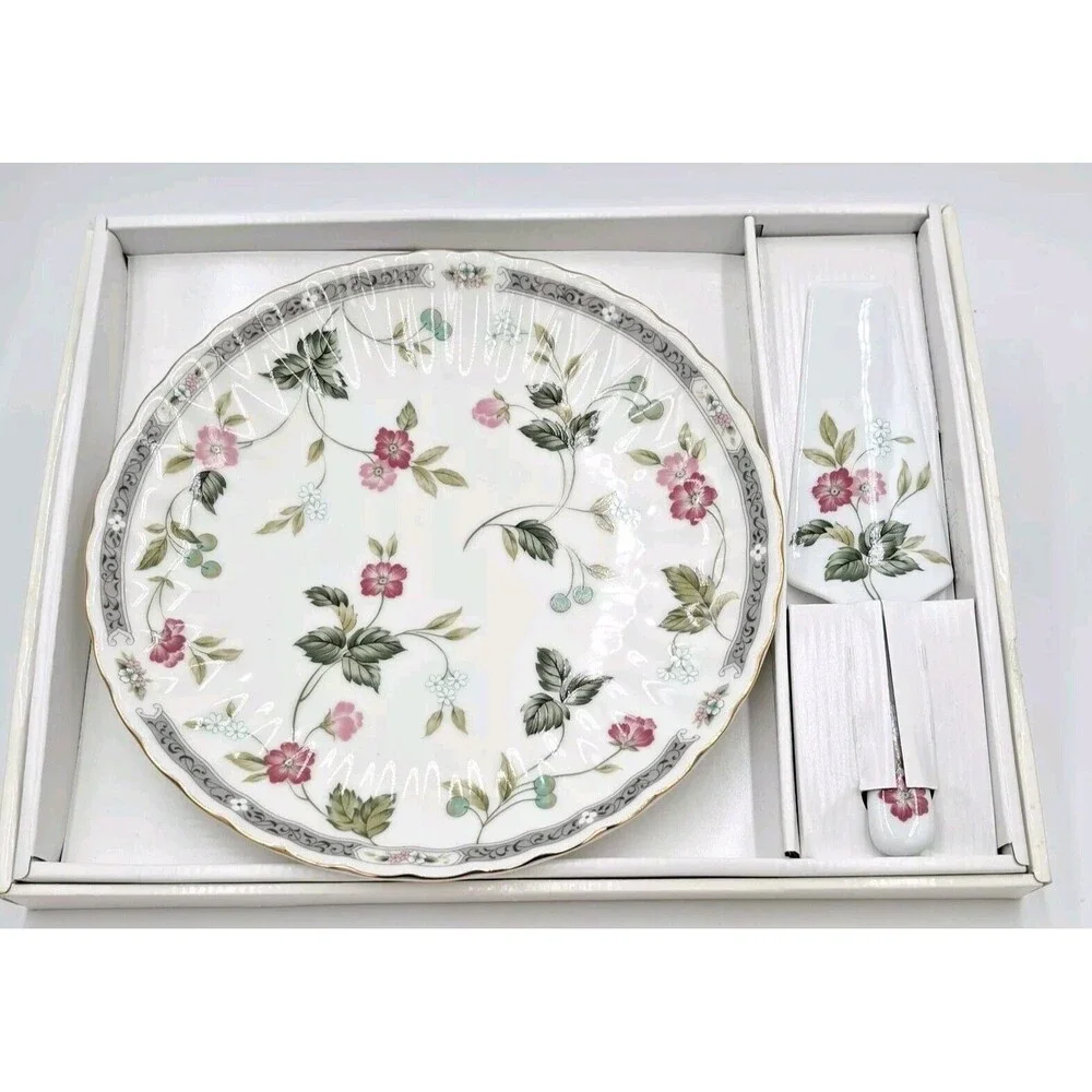 Andrea by Sadek Garden Splendor Cake Plate / Server Serving Set Porcelain 10.5